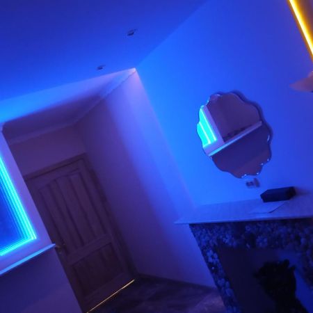 Коломийський Провулок 17/31А Apartment Kiev Bagian luar foto