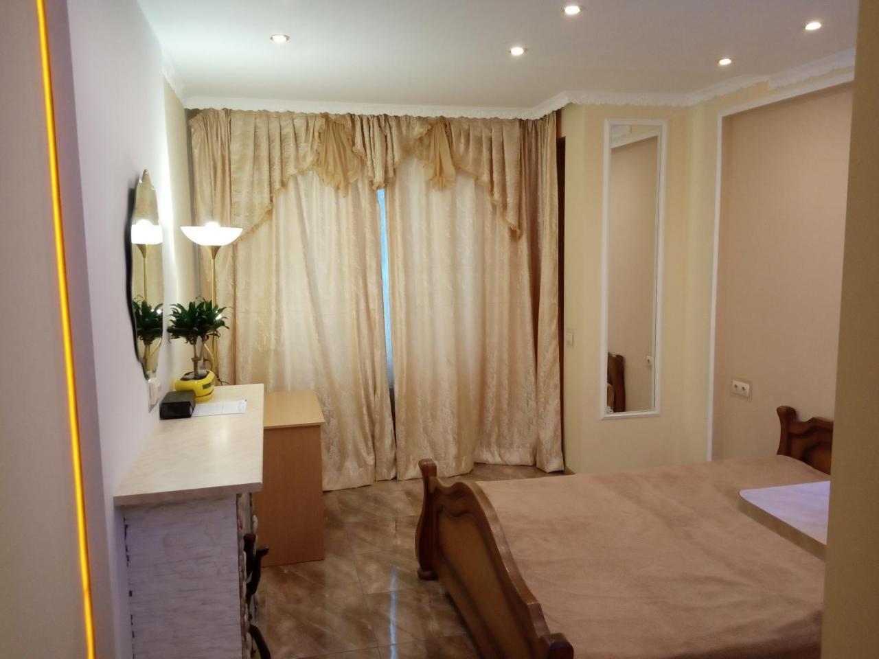 Коломийський Провулок 17/31А Apartment Kiev Bagian luar foto